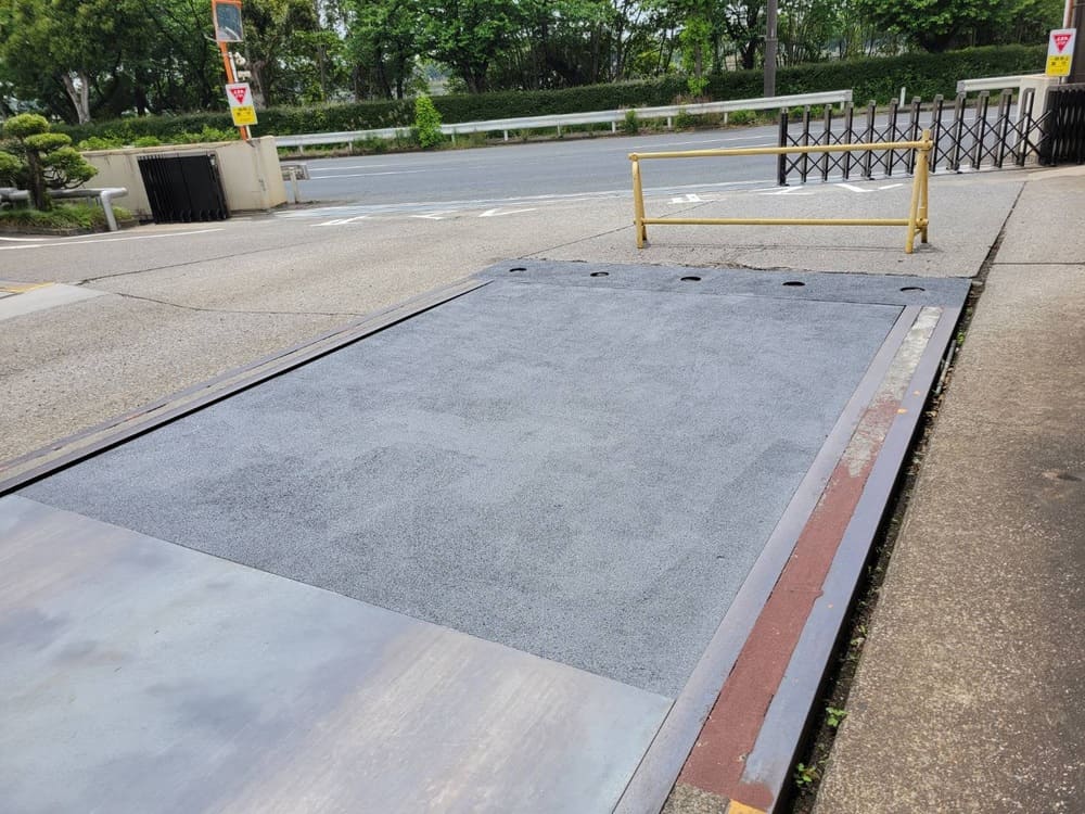 向山工場 滑り止め塗装 施工後